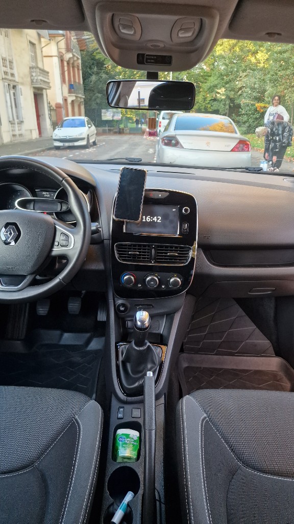 Après nettoyage console Clio 4