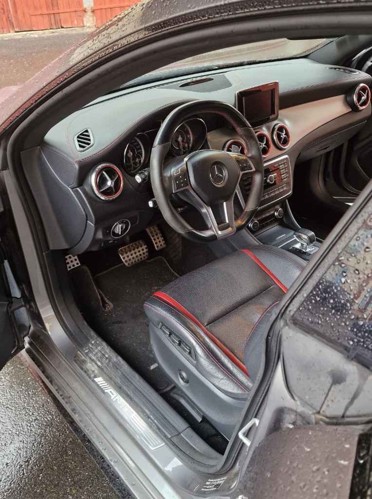 Avant nettoyage Mercedes AMG